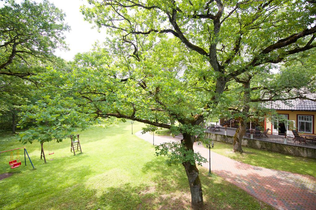 Villa Hotel Theresa Rakvere Eksteriør bilde