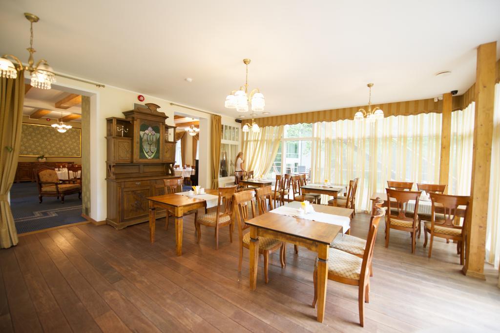 Villa Hotel Theresa Rakvere Eksteriør bilde