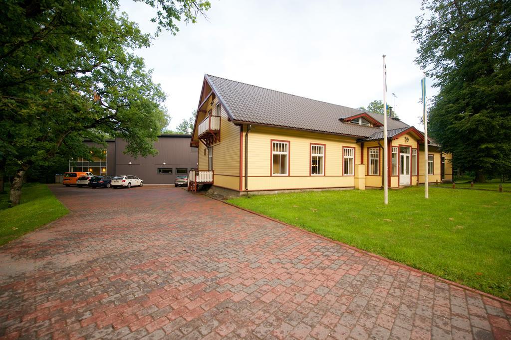 Villa Hotel Theresa Rakvere Eksteriør bilde