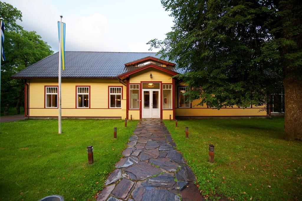 Villa Hotel Theresa Rakvere Eksteriør bilde