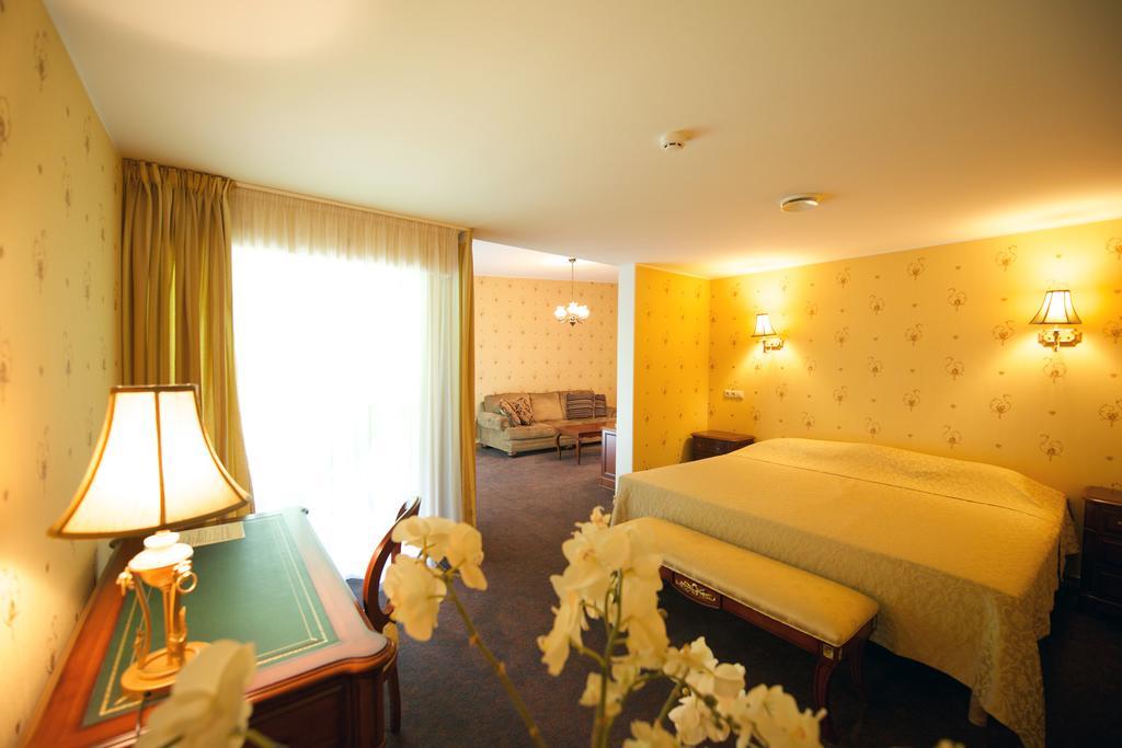 Villa Hotel Theresa Rakvere Rom bilde